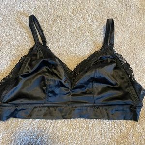 NWT satin aerie bralette with lace trim